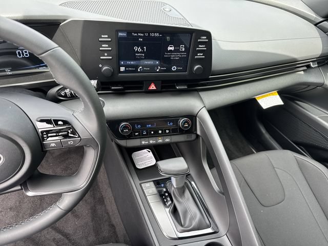 New 2026 Hyundai Elantra Sport FWD image 27