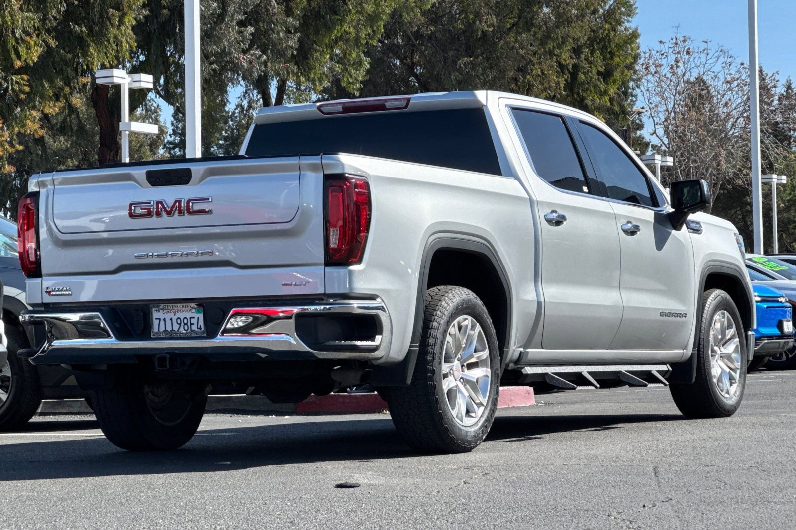 Used 2021 GMC Sierra 1500 SLT image 5