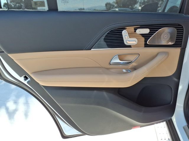 New 2026 Mercedes-Benz GLS 450 4MATIC image 16