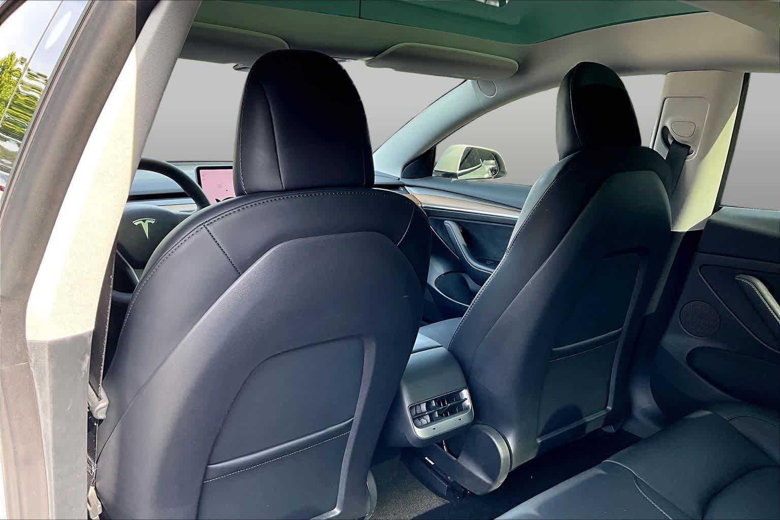 Used 2023 Tesla Model 3 Standard Range RWD image 22