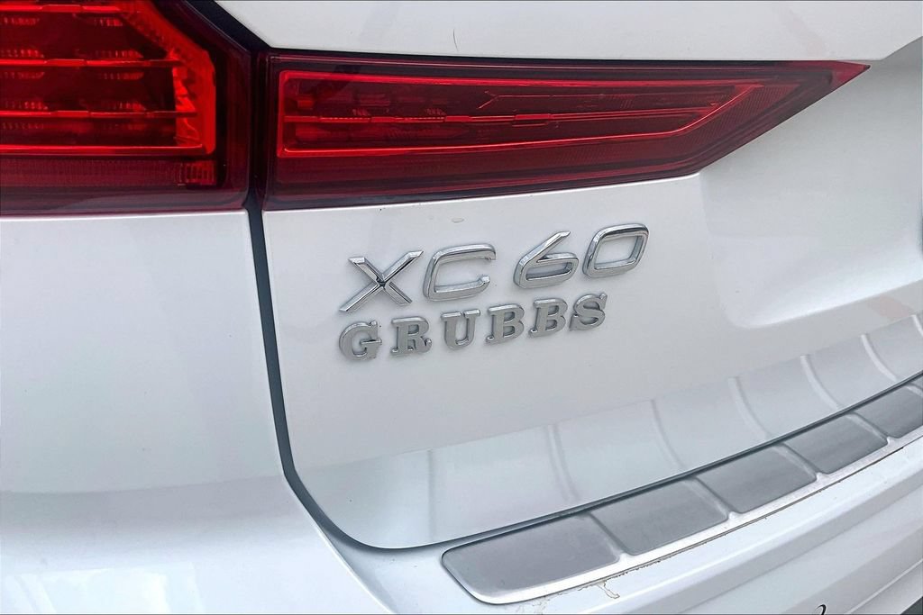 Used 2023 Volvo XC60 B5 Ultimate w/ Protection Package Premier FWD image 44
