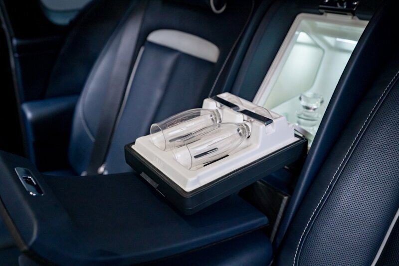 Used 2020 Rolls-Royce Cullinan AWD/4WD image 31