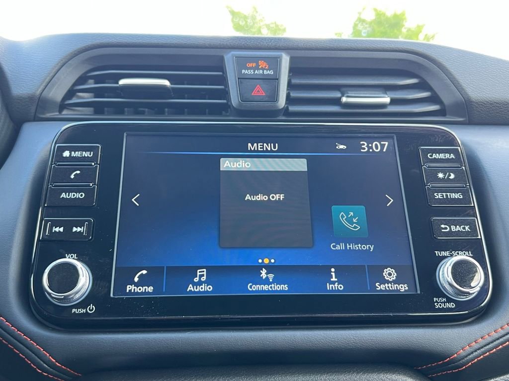 New 2025 Nissan Versa SR FWD image 8