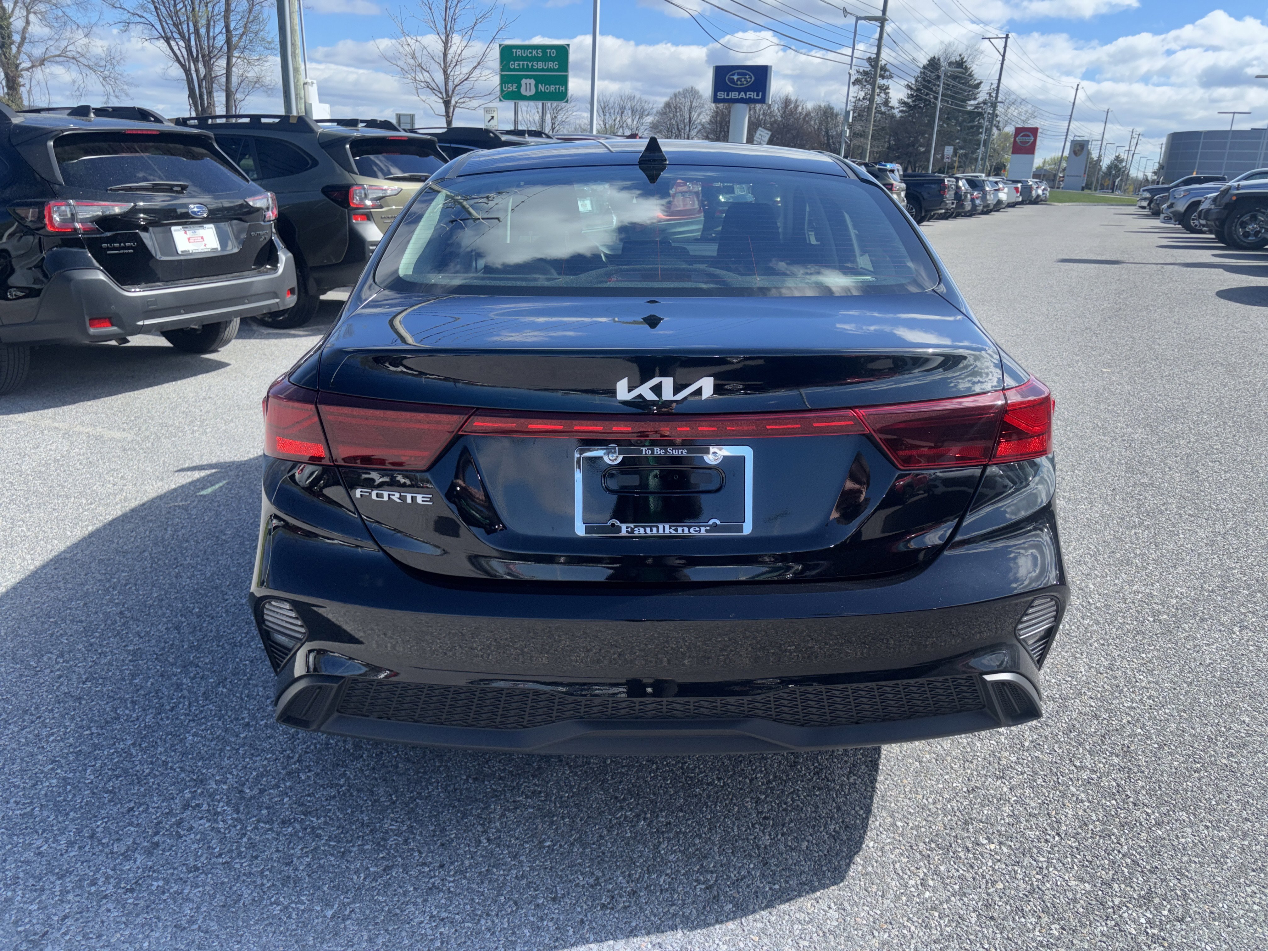 Used 2024 Kia Forte LXS w/ LXS Technology Package image 3