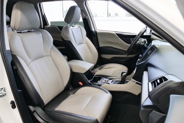 Used 2024 Subaru Forester Limited image 16
