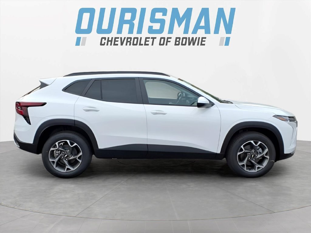 New 2026 Chevrolet Trax LT w/ LT Convenience Package FWD image 2