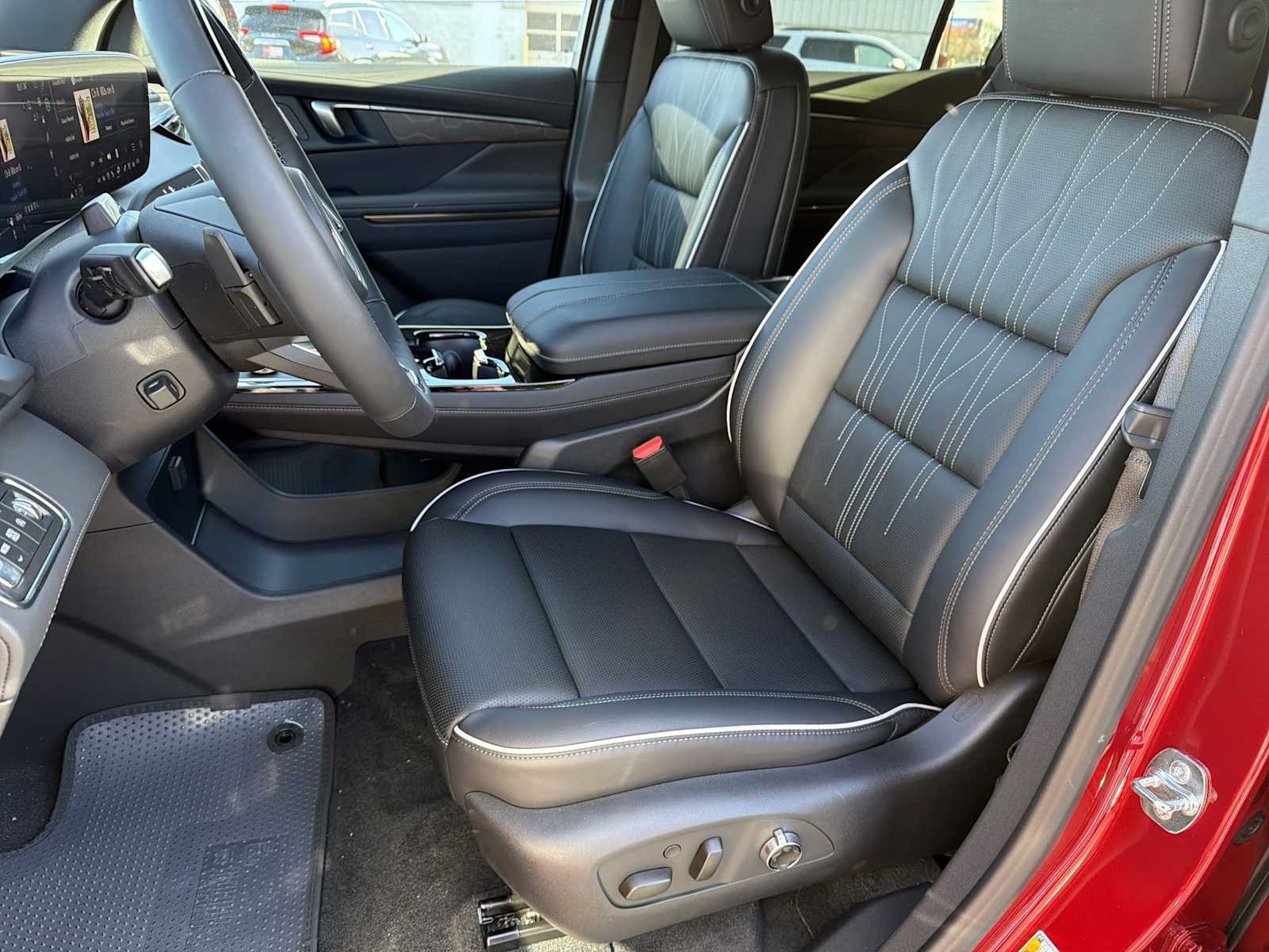 New 2026 Buick Enclave Avenir w/ Super Cruise Package FWD image 21
