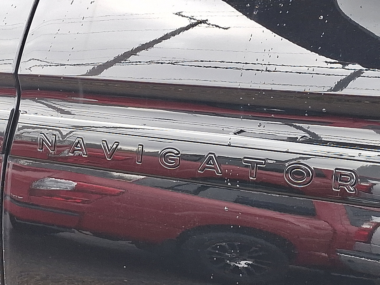 Used 2025 Lincoln Navigator Reserve w/ Jet Appearance Package image 30