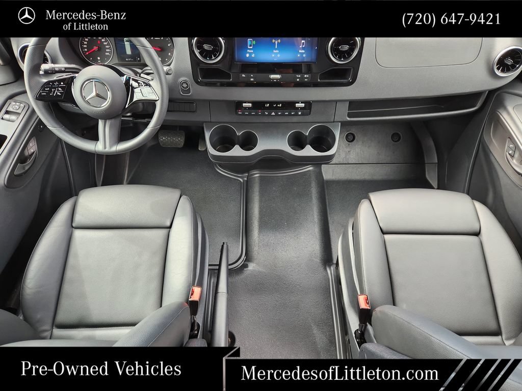 Used 2025 Mercedes-Benz Sprinter 2500 image 24