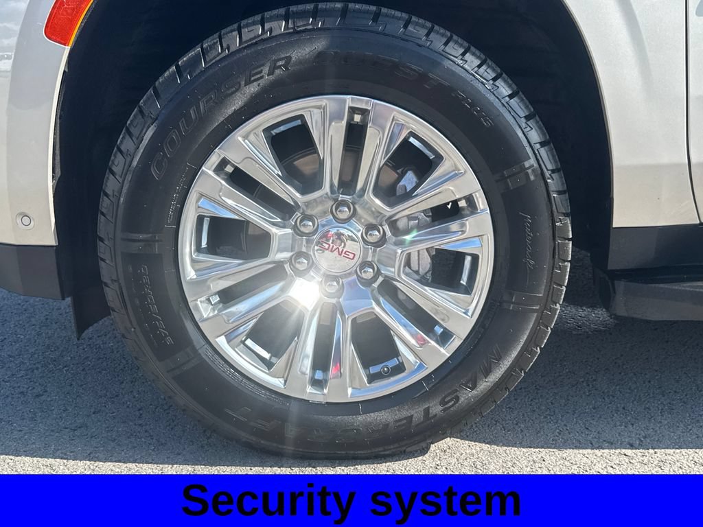 Used 2024 GMC Yukon XL Denali w/ Advanced Technology Package AWD/4WD image 18