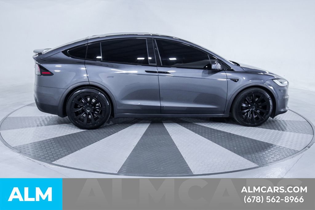 Used 2022 Tesla Model X Plaid image 11