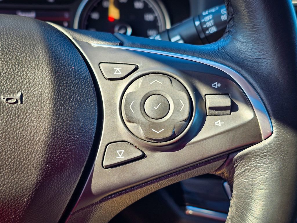 Used 2020 Buick Enclave Essence w/ Sound and Sites Package image 21