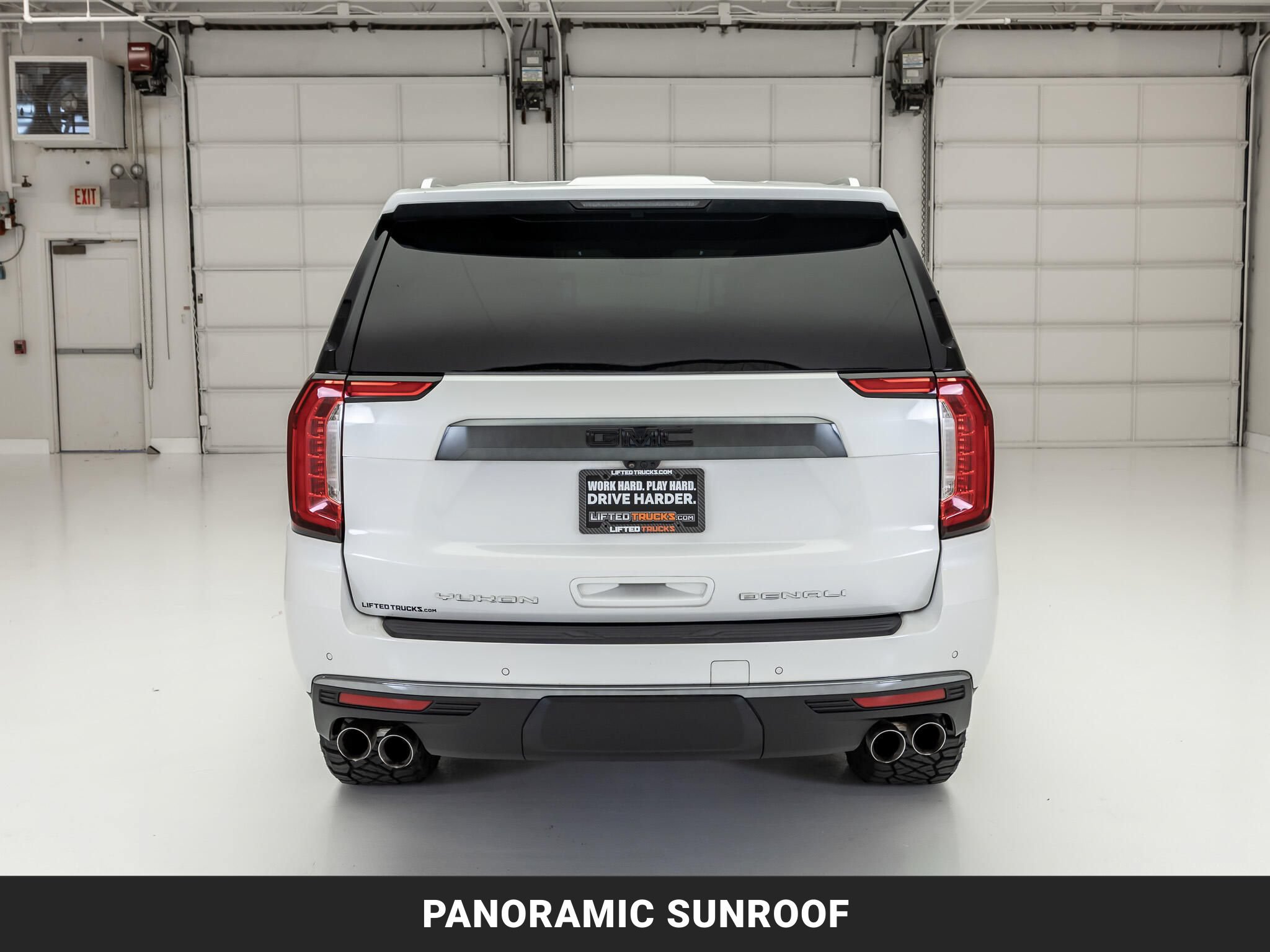 Used 2024 GMC Yukon XL Denali Ultimate AWD/4WD image 8