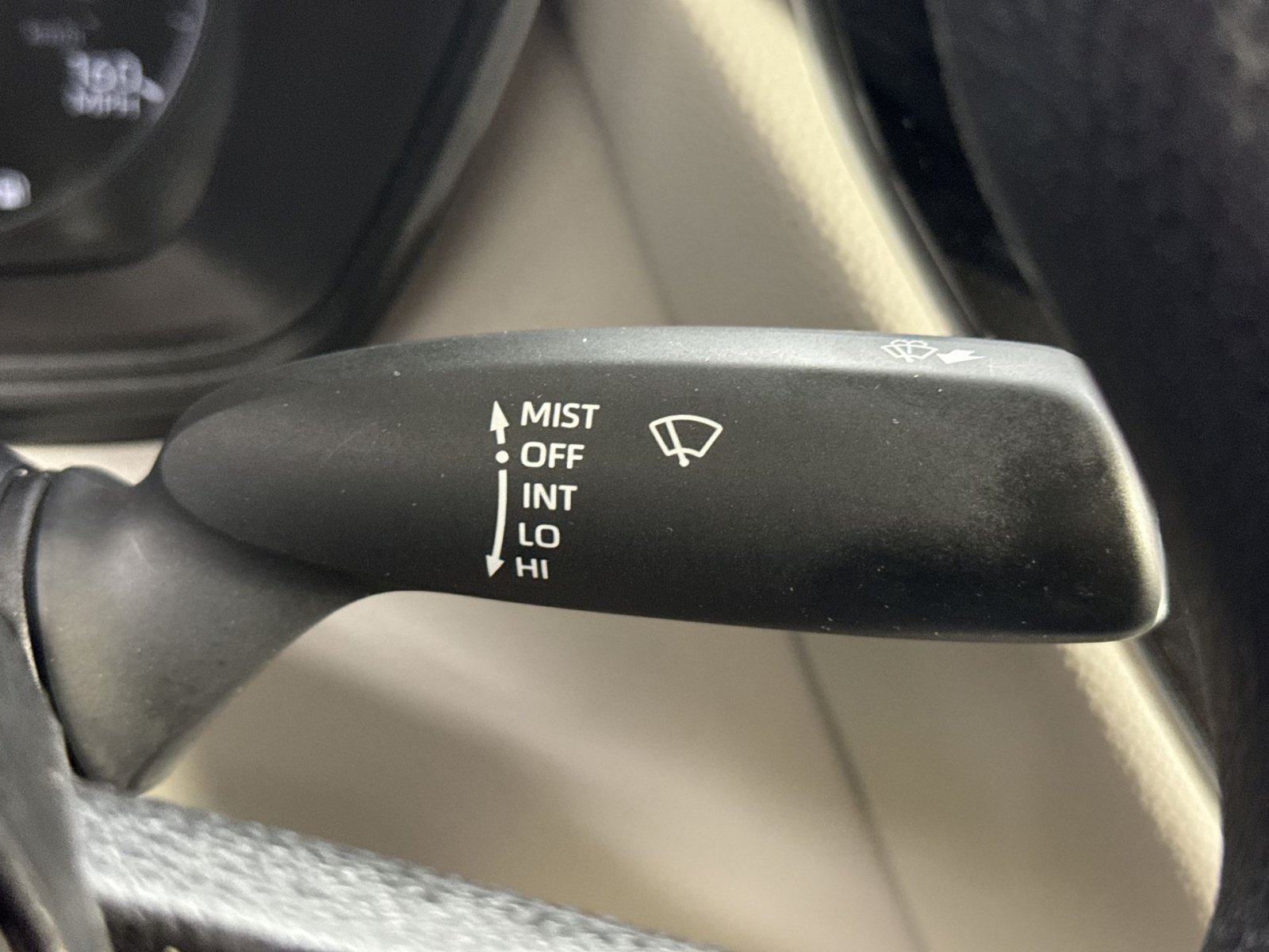 Used 2025 Toyota Corolla LE FWD image 35