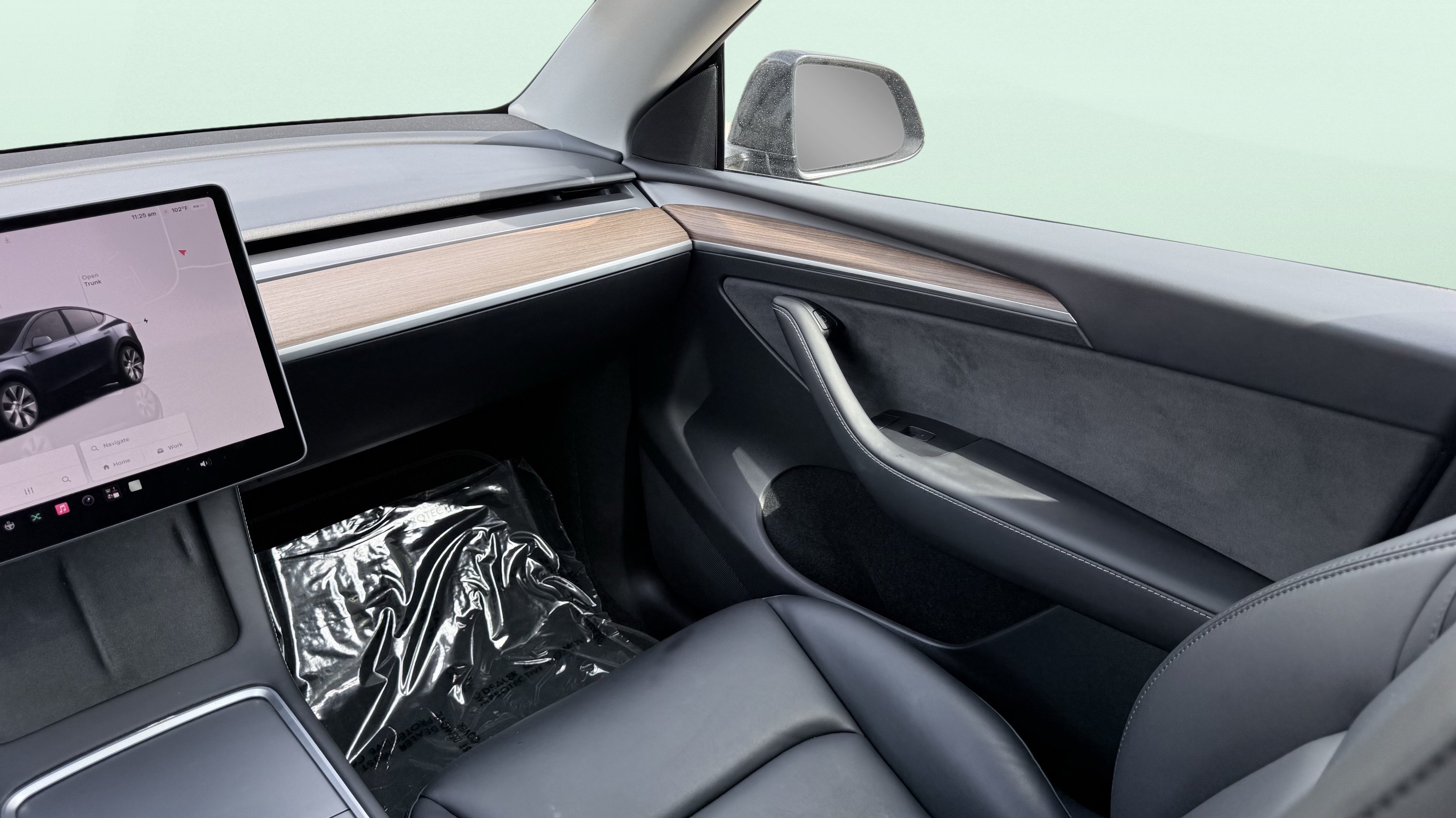 Used 2024 Tesla Model Y Long Range RWD image 50