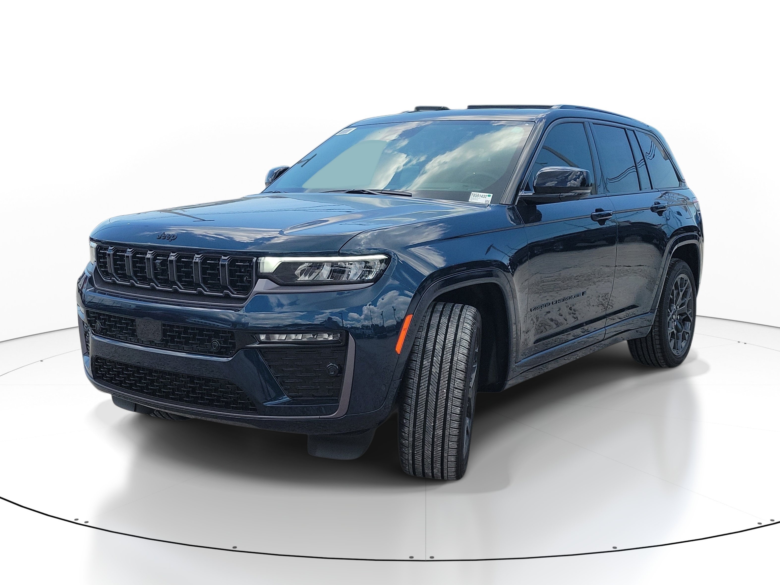 New 2026 Jeep Grand Cherokee Summit w/ Obsidian Package AWD/4WD image 3