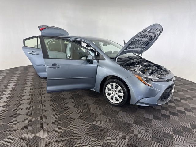 Used 2022 Toyota Corolla LE image 14