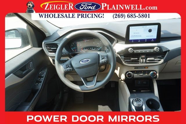 Used 2022 Ford Escape SE image 12