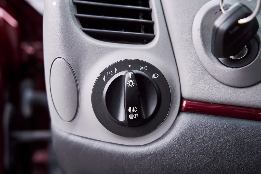 Used 2005 Porsche 911 Turbo image 54