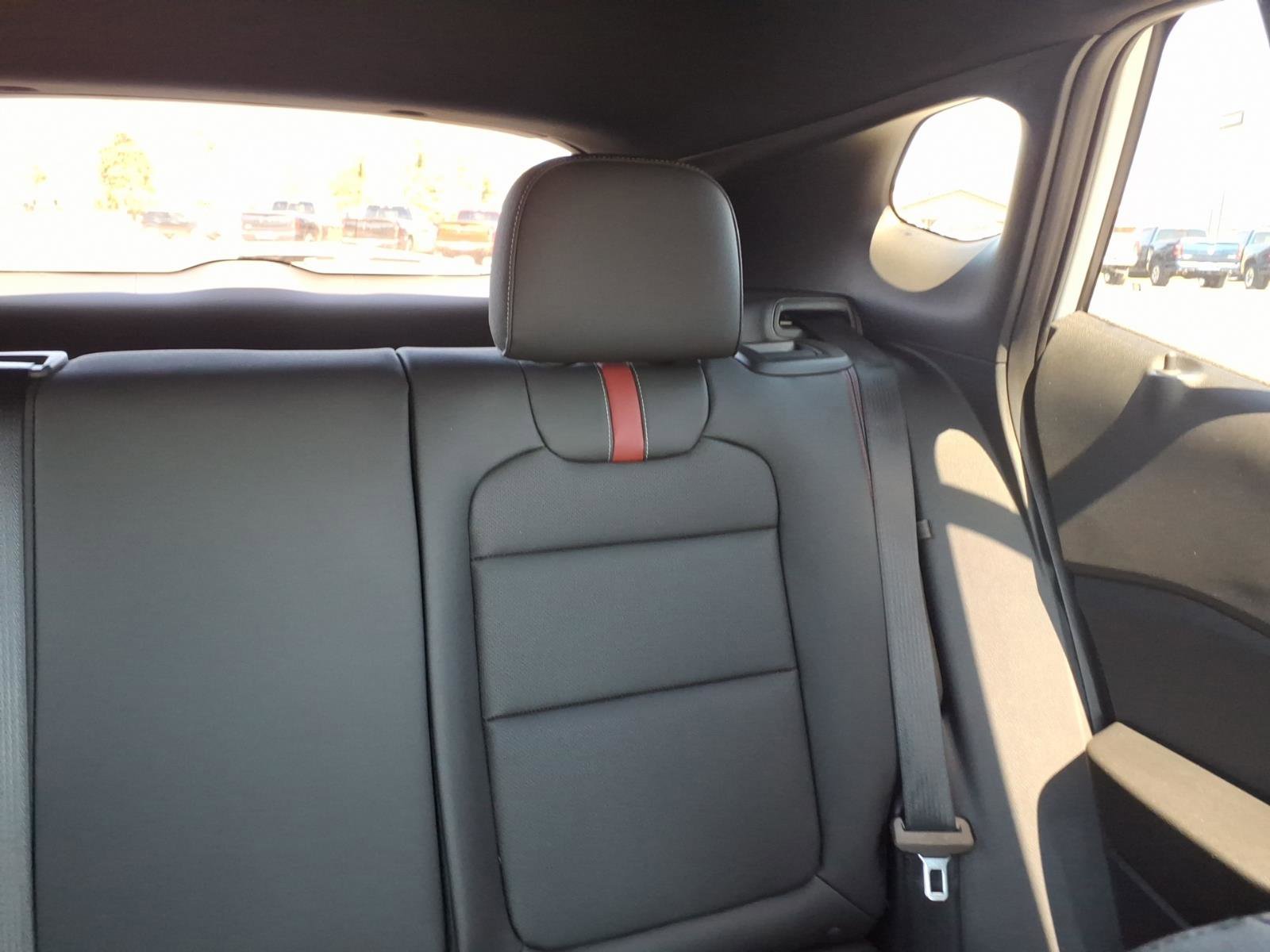 Used 2024 Chevrolet Trax RS image 15