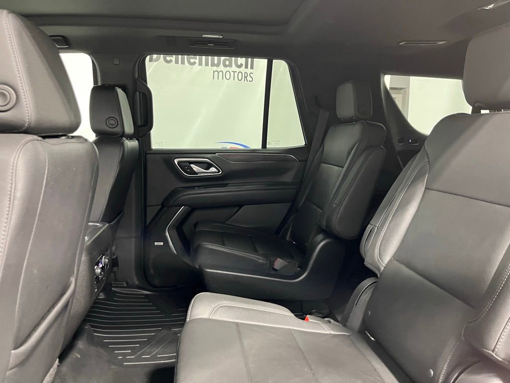 Used 2022 Chevrolet Tahoe LT w/ LT Signature Package AWD/4WD image 12