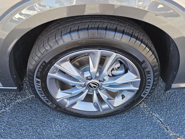 Certified 2025 Acura ADX FWD image 16