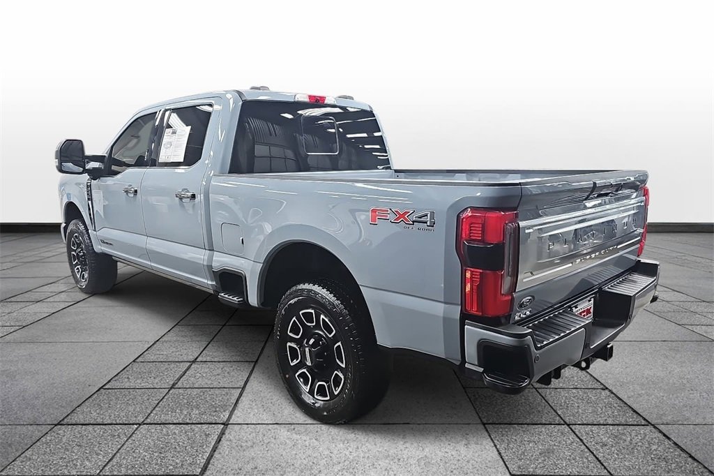 Used 2024 Ford F250 Platinum w/ FX4 Off-Road Package image 6