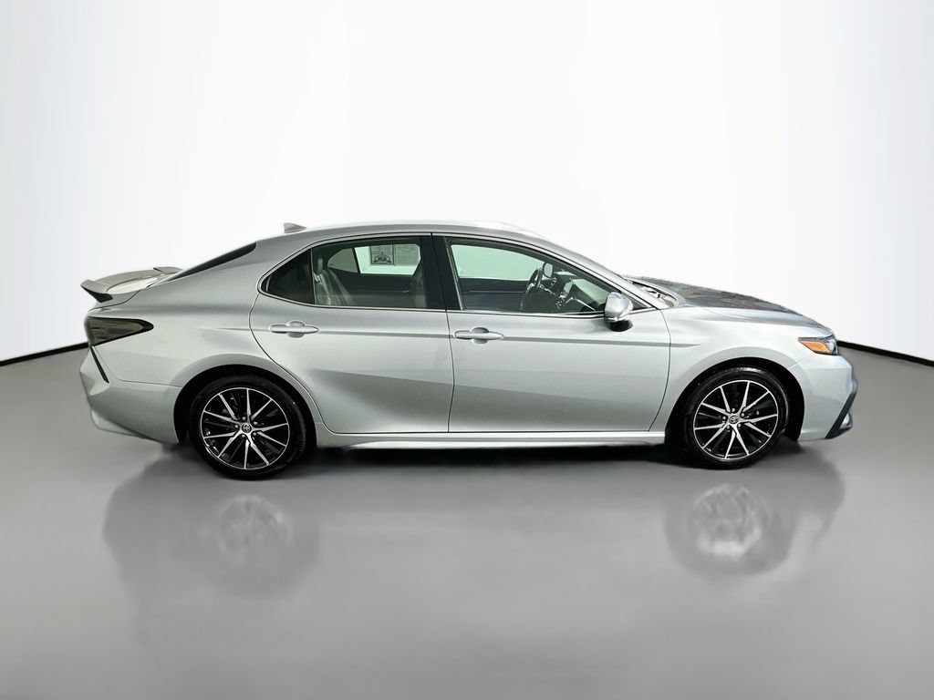 Used 2023 Toyota Camry SE w/ Convenience Package FWD image 8