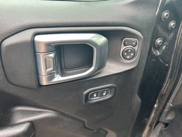 Used 2023 Jeep Wrangler Unlimited Rubicon 4xe w/ Cold Weather Group AWD/4WD image 30