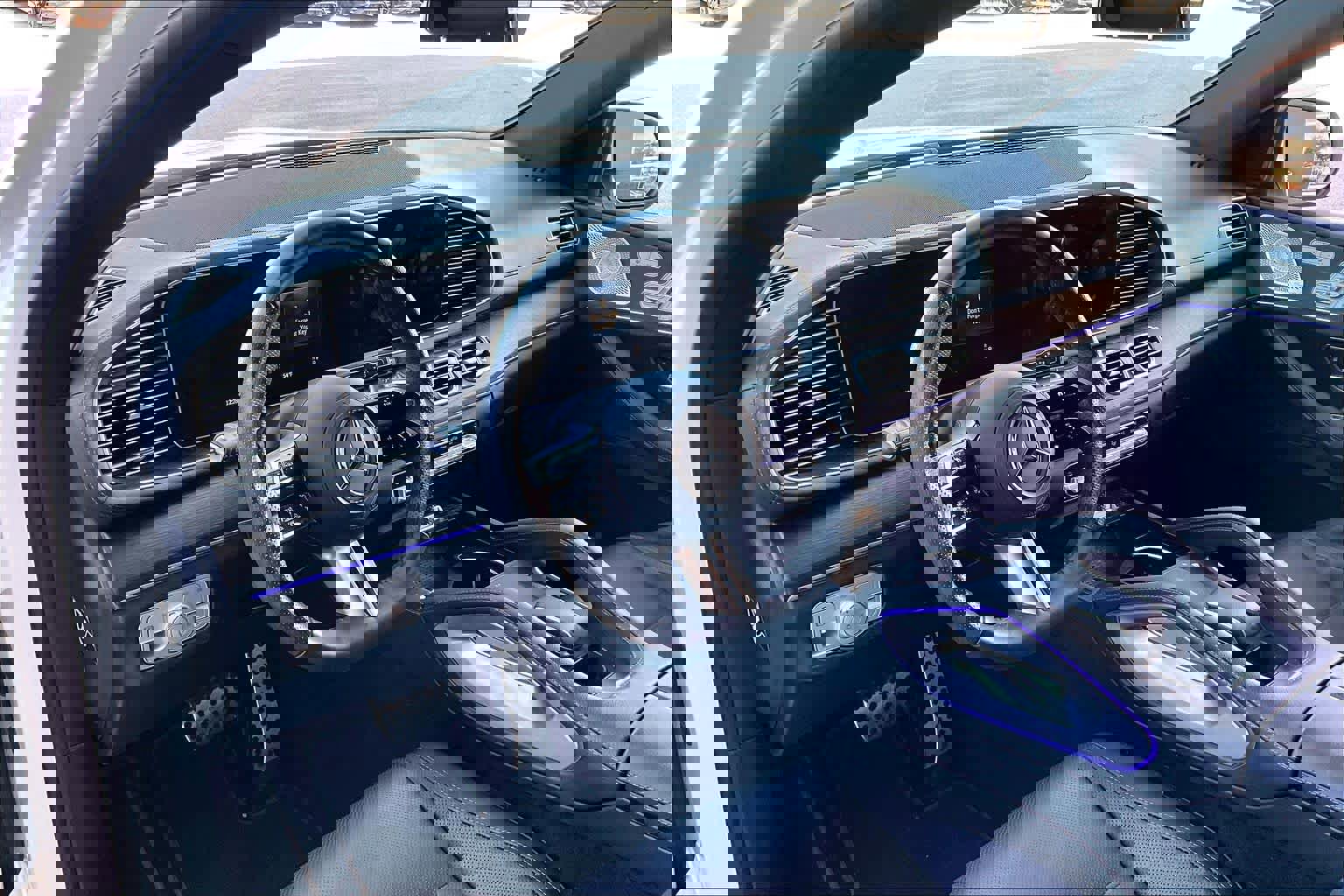 Used 2025 Mercedes-Benz GLE 450 4MATIC Coupe image 16