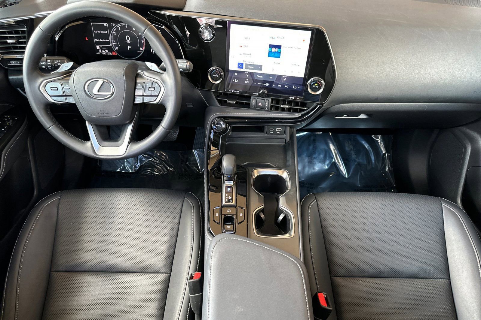 Used 2025 Lexus NX 250 FWD image 14