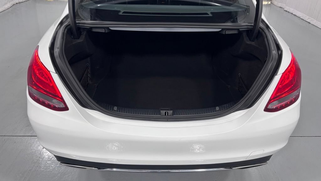 Used 2018 Mercedes-Benz C 300 4MATIC Sedan image 28