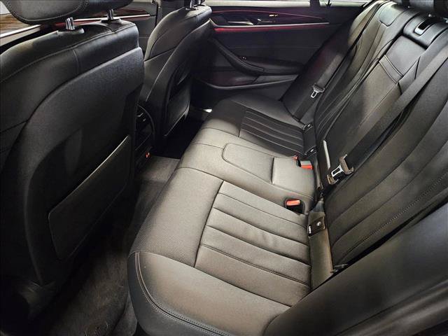Certified 2023 BMW 530i w/ Convenience Package RWD image 18