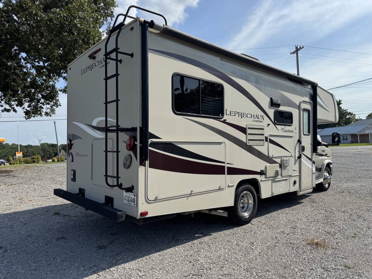 Used 2016 Ford E-450 and Econoline 450 Super Duty w/ Motorhome Prep Package RWD image 7
