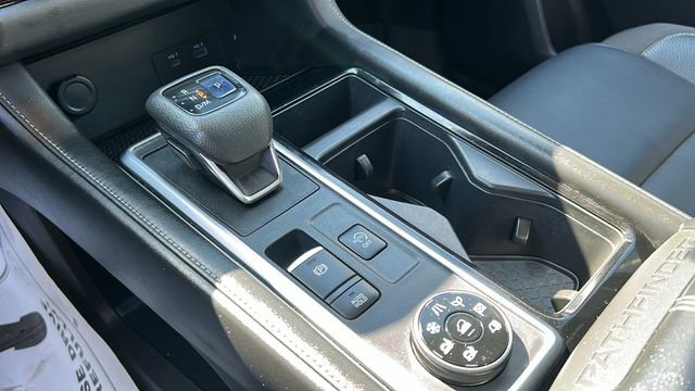 Certified 2022 Nissan Pathfinder SL AWD/4WD image 18