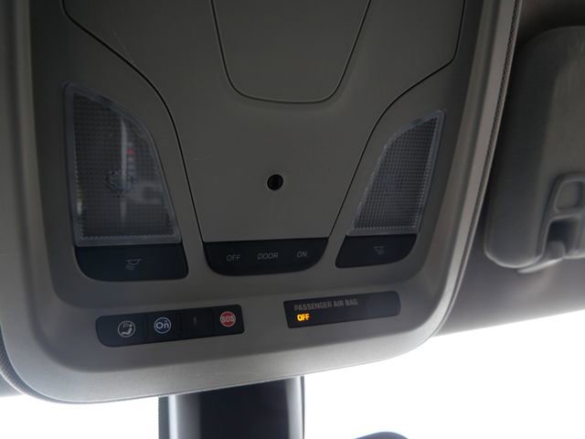 Used 2017 Chevrolet Impala LT image 30