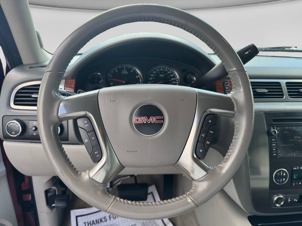 Used 2007 GMC Yukon XL 2500 SLT w/ SLT Preferred Equipment Group AWD/4WD image 27