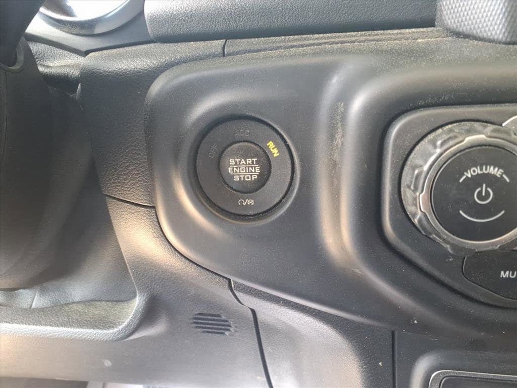 Used 2021 Jeep Gladiator Overland image 24