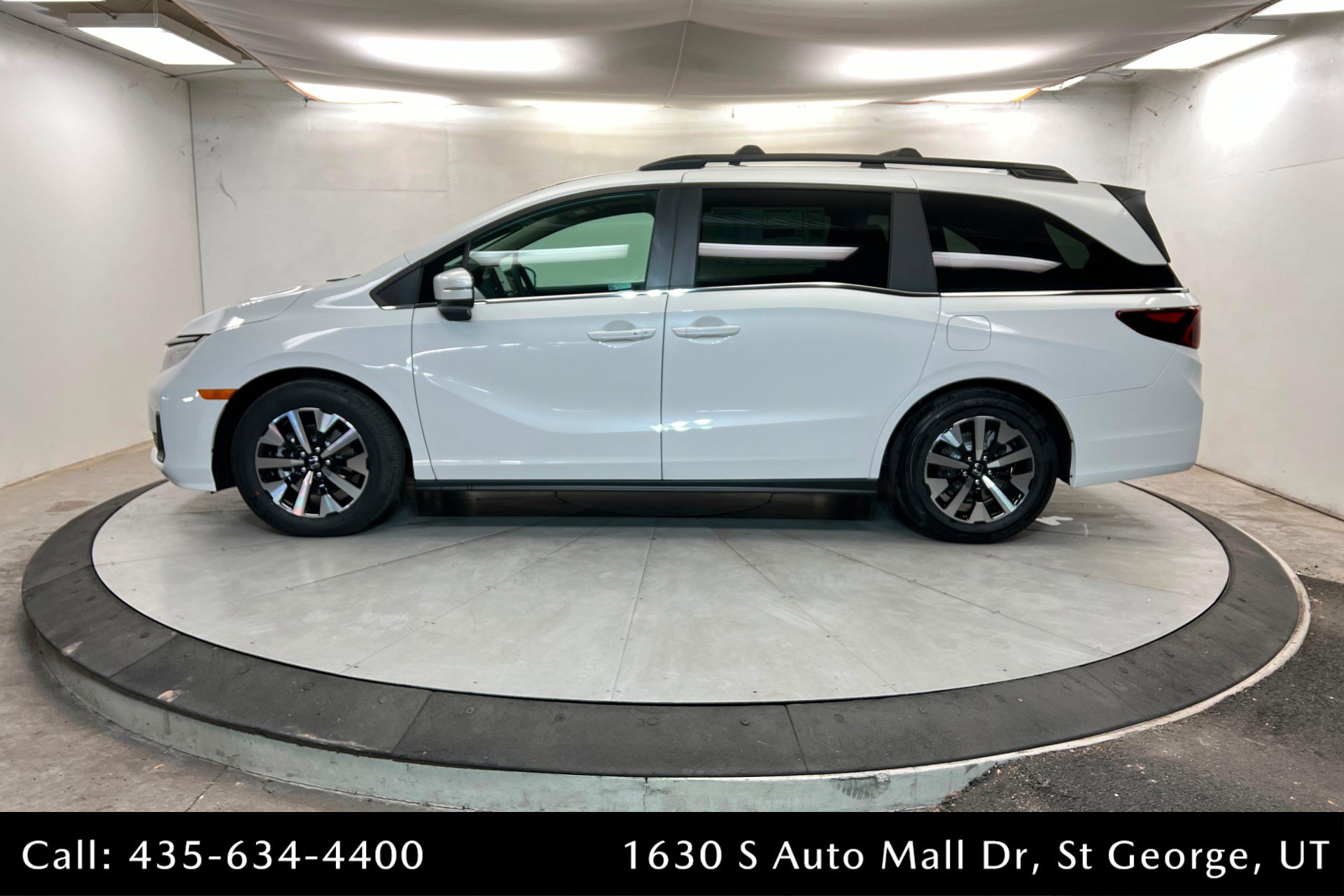 New 2026 Honda Odyssey EX-L image 2