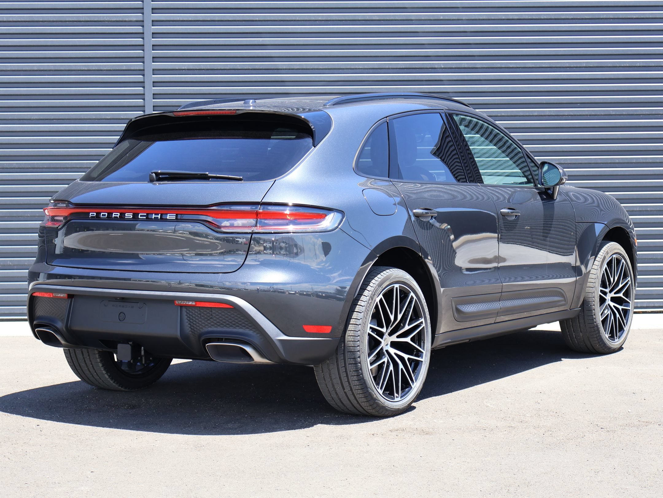 New 2026 Porsche Macan AWD/4WD image 9