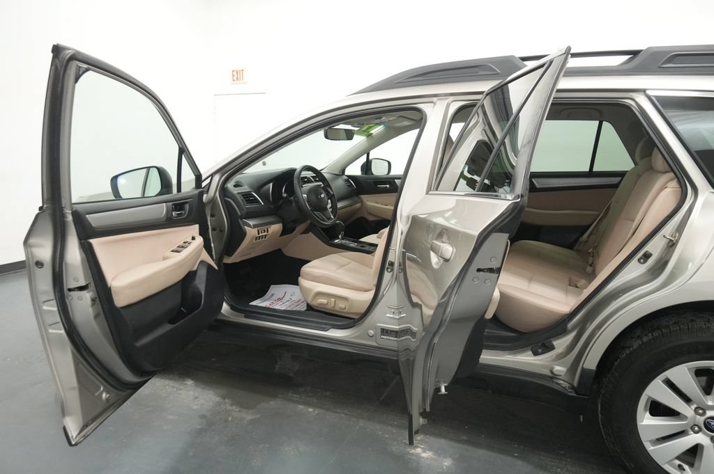 Used 2019 Subaru Outback 2.5i Premium AWD/4WD image 19