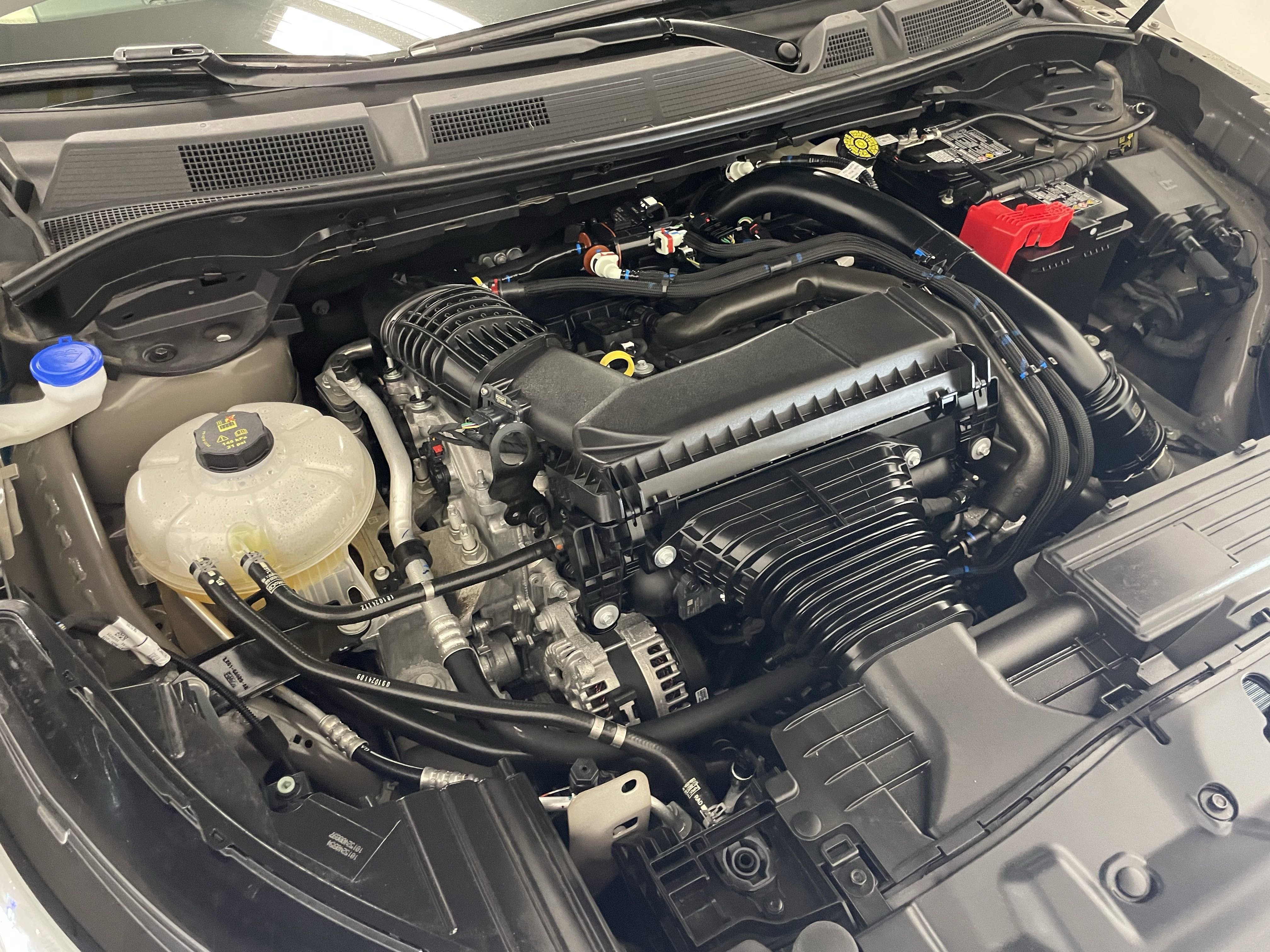 Used 2025 Lincoln Corsair AWD w/ Equipment Group 101A image 33