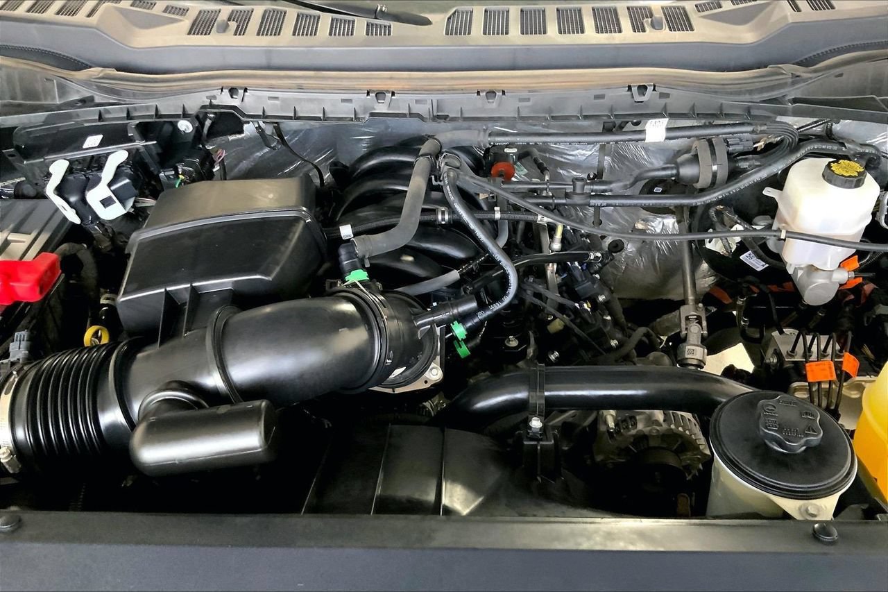 Used 2025 Ford F250 XLT AWD/4WD image 9