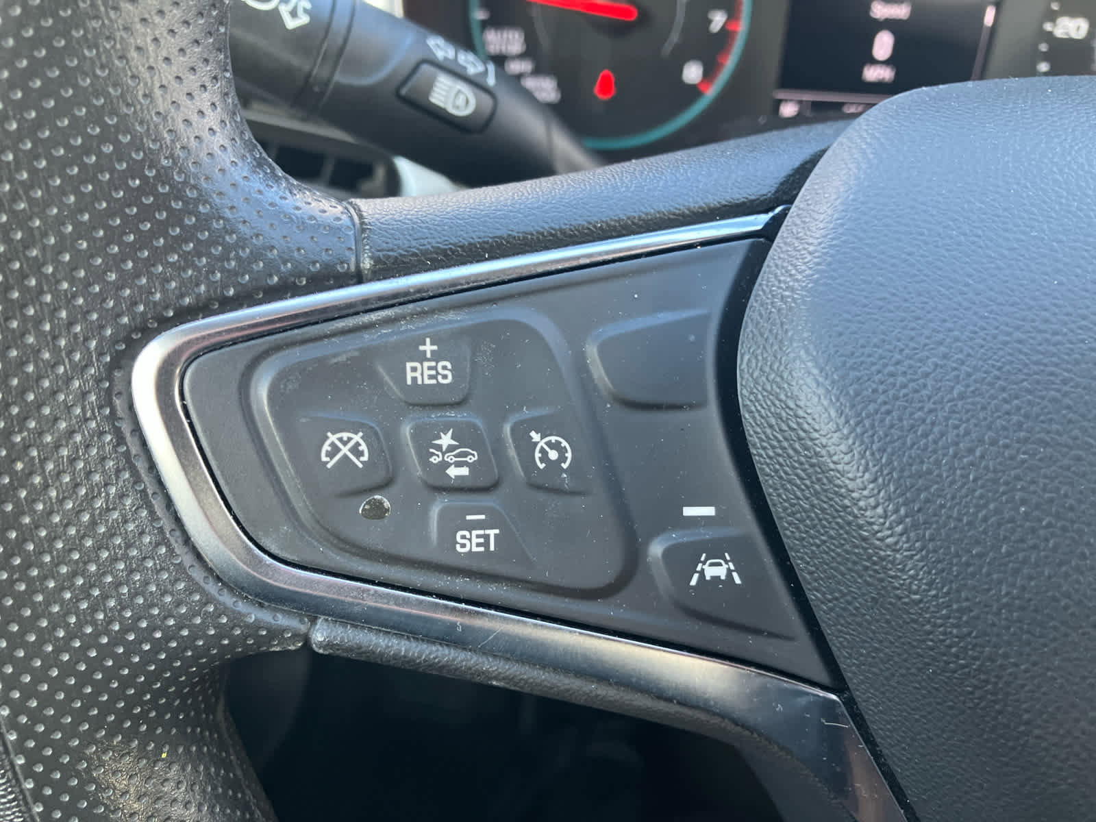 Used 2025 Chevrolet Malibu LT image 17