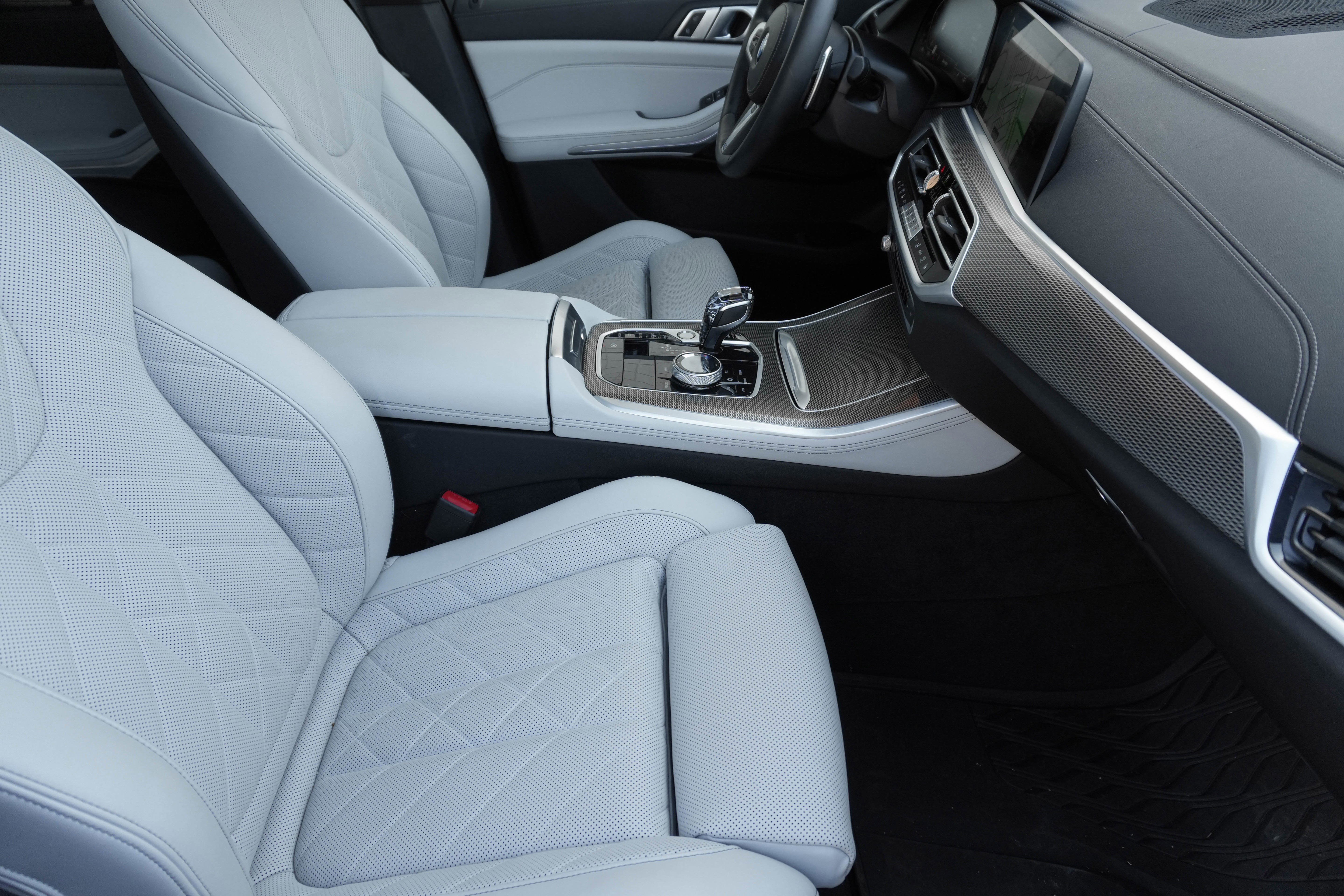 Certified 2023 BMW X5 xDrive40i w/ M Sport Package image 9