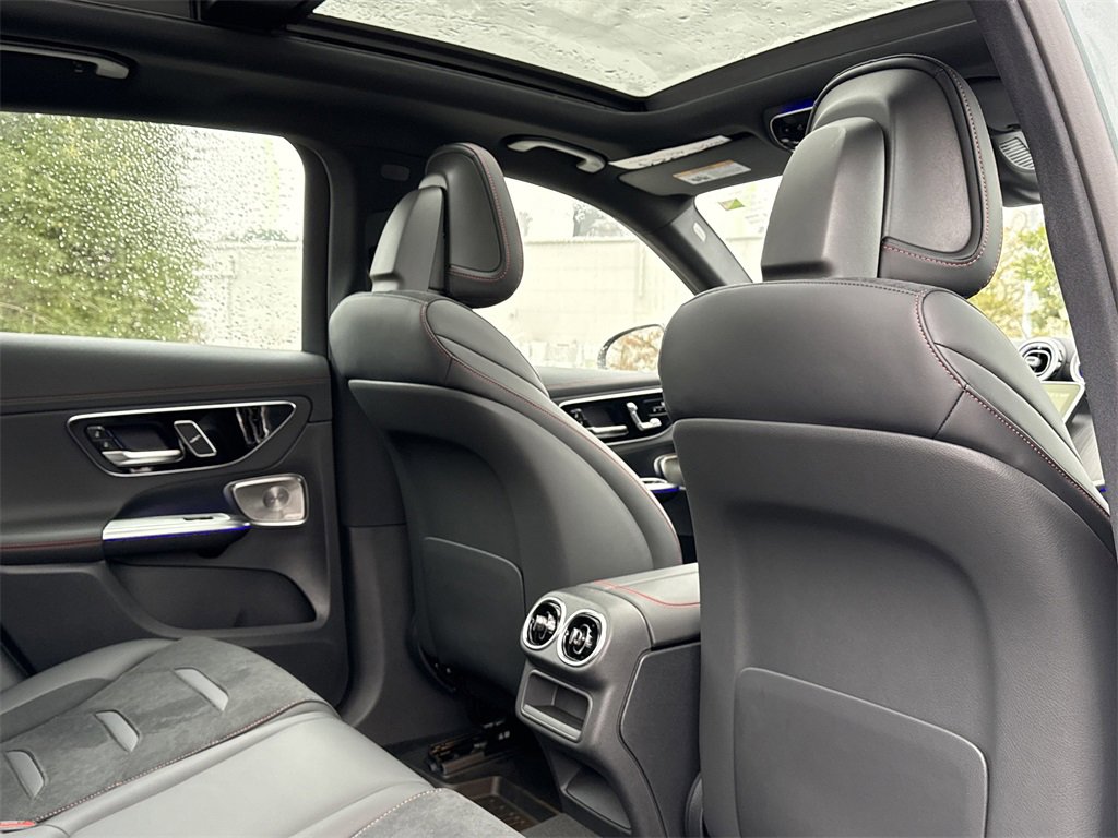 New 2026 Mercedes-Benz GLC 43 AMG 4MATIC image 17