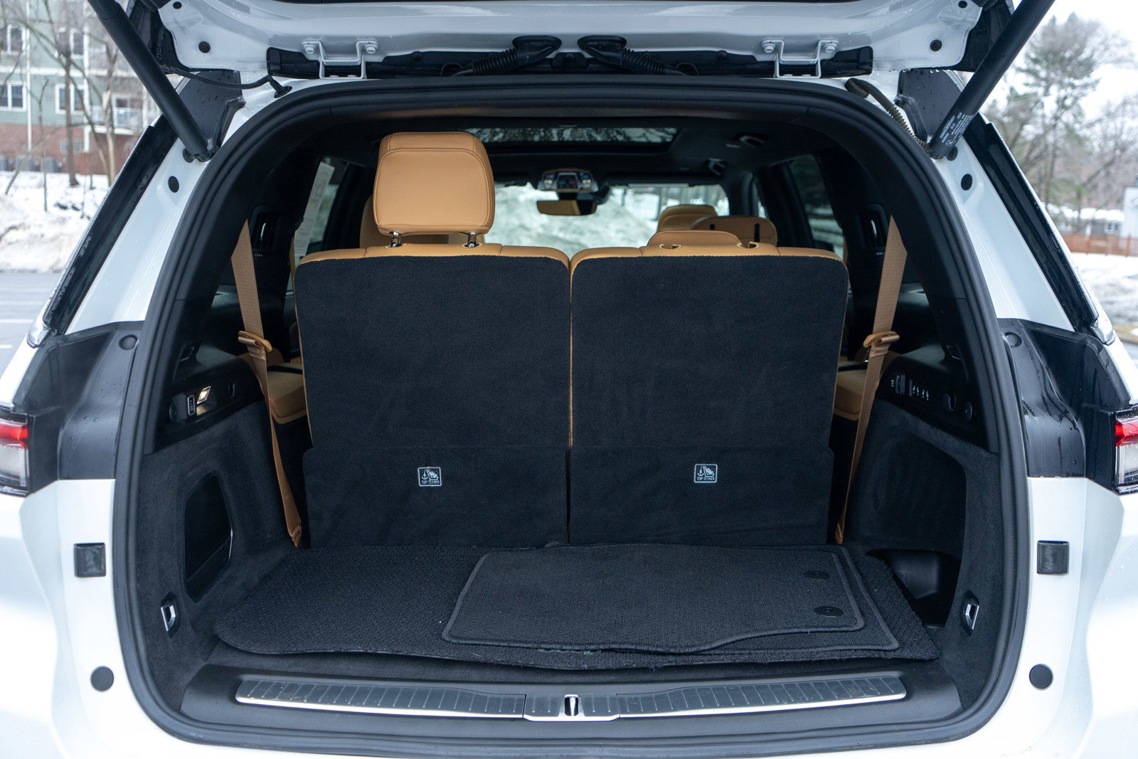 Used 2022 Jeep Grand Cherokee L Summit w/ Luxury Tech Group V image 9