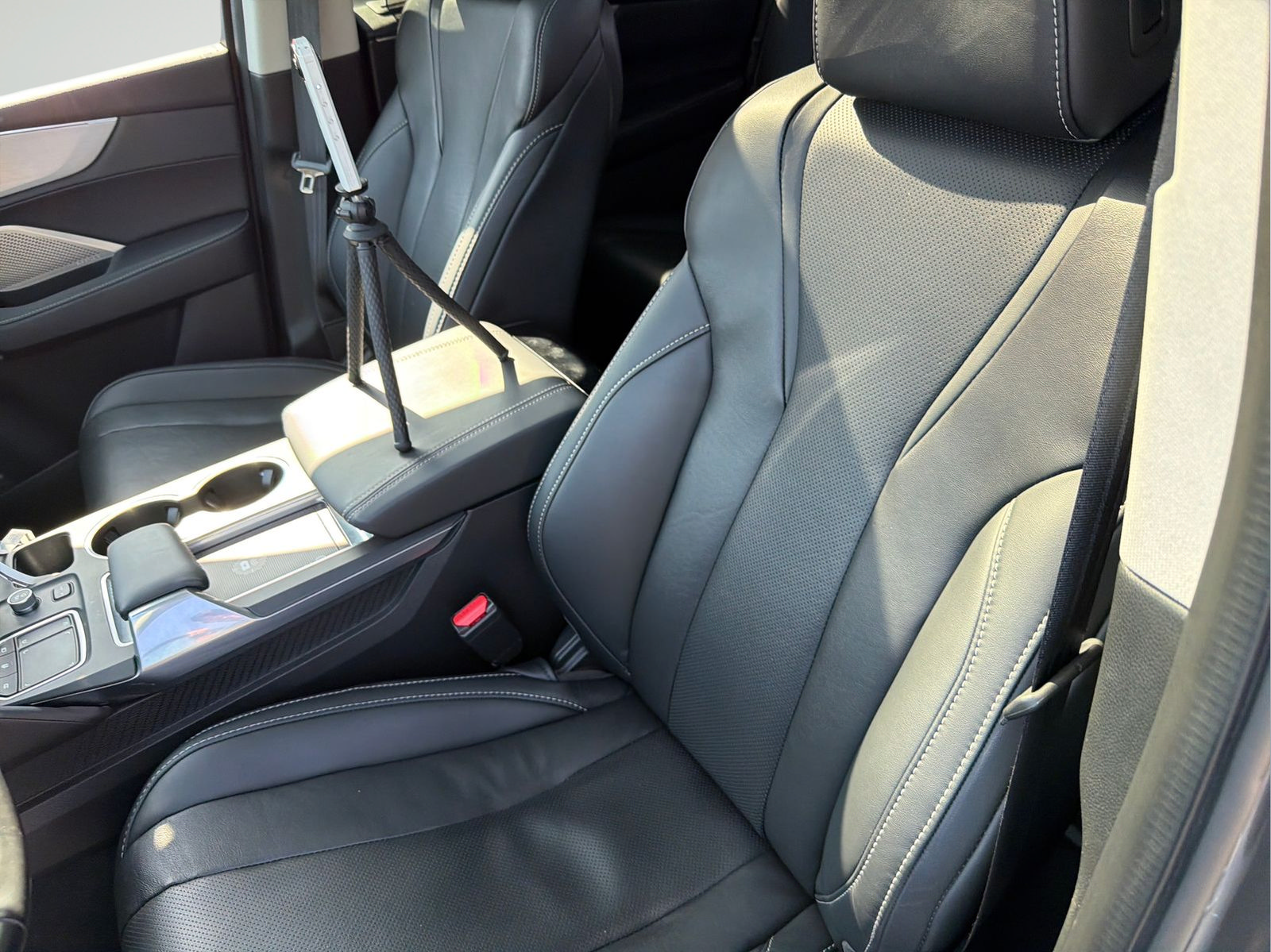 Used 2023 Acura MDX w/ Technology Package AWD/4WD image 31