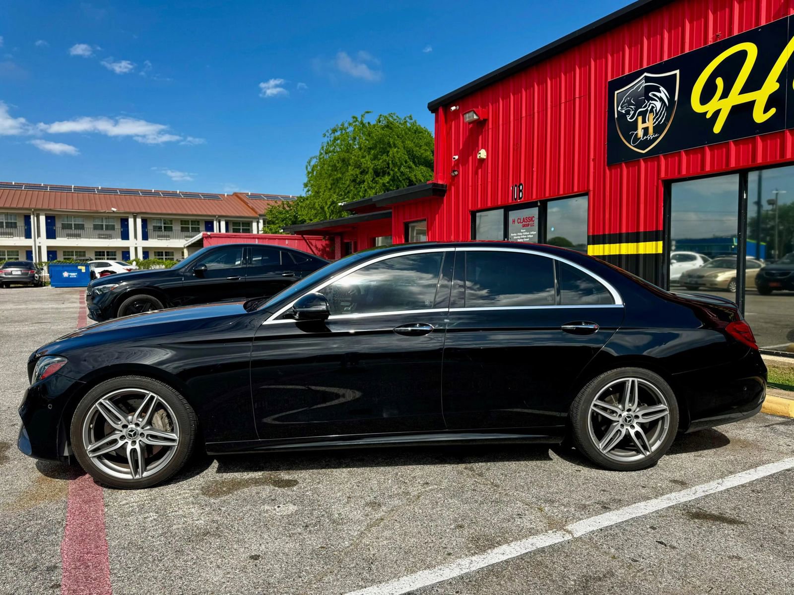 Used 2018 Mercedes-Benz E 300 image 9