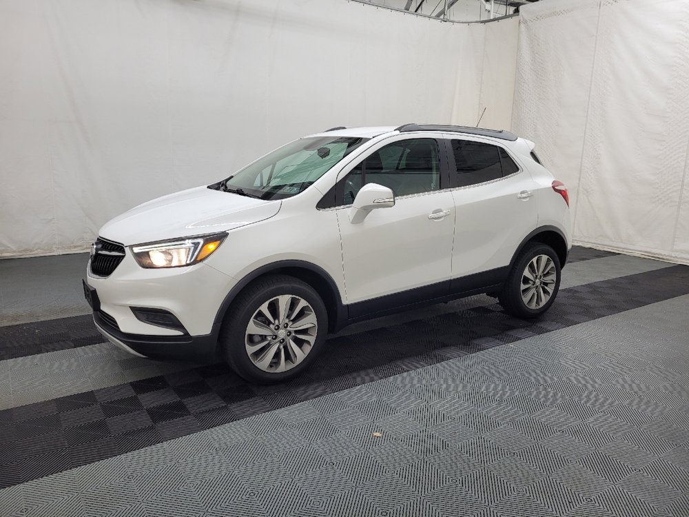 Used 2018 Buick Encore Preferred AWD/4WD image 2